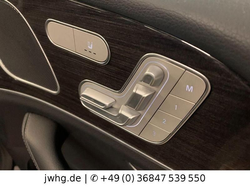 Gebraucht Mercedes GLS450 367 PS (269 kW) 2021 Obsidianschwarz (metallic) SUV