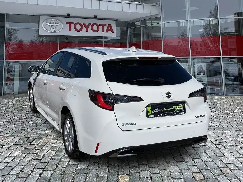 Gebraucht Suzuki Swace Comfort+ 140 PS (102 kW) 2024 Weiss Kombi