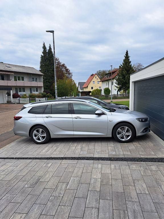 Gebraucht Opel Insignia Edition 170 PS (125 kW) 2018 Silber Kombi