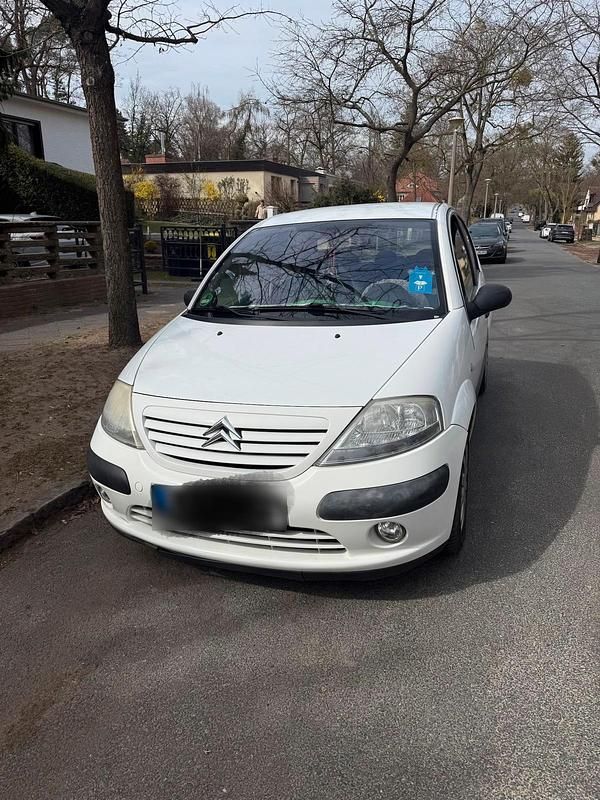 Second-hand Citroën C3 2003 Alb Hatchback