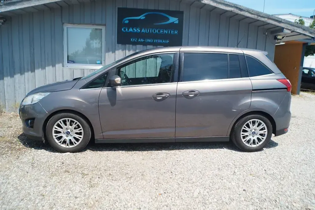 Gebraucht Ford Grand C-Max Titanium 150 PS (110 kW) 2012 Braun Van / Kleinbus