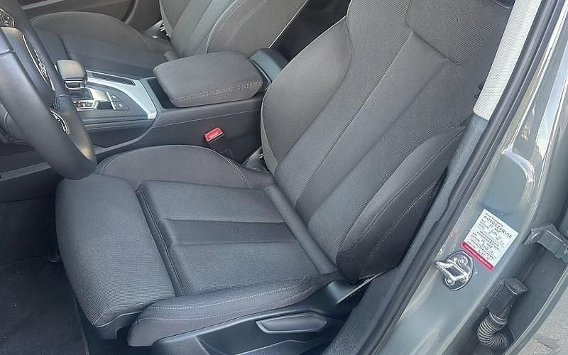 Gebraucht Audi A4 S-Line 204 PS (150 kW) 2023 Grau Kombi