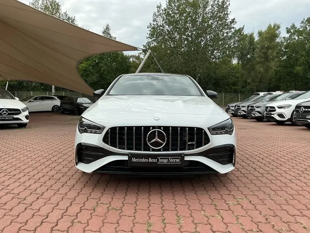 Gebraucht Mercedes CLA35 AMG AMG 306 PS (225 kW) 2024 Digitalweiß Coupé