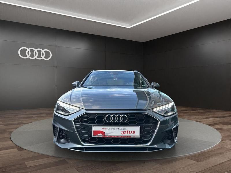 Gebraucht Audi A4 S-Line 163 PS (119 kW) 2022 Grau Kombi