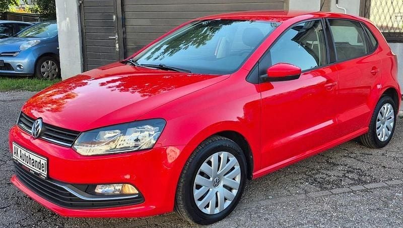 Rot Gebraucht 2014 VW Polo Comfortline Limousine | 5.690 € (Guter Preis) - Bild 1/4