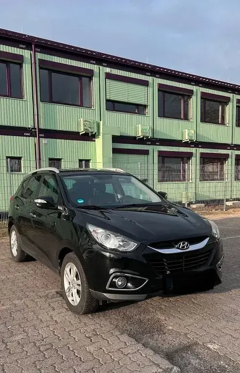 Gebraucht Hyundai ix35 Classic 135 PS (99 kW) 2013 Schwarz SUV