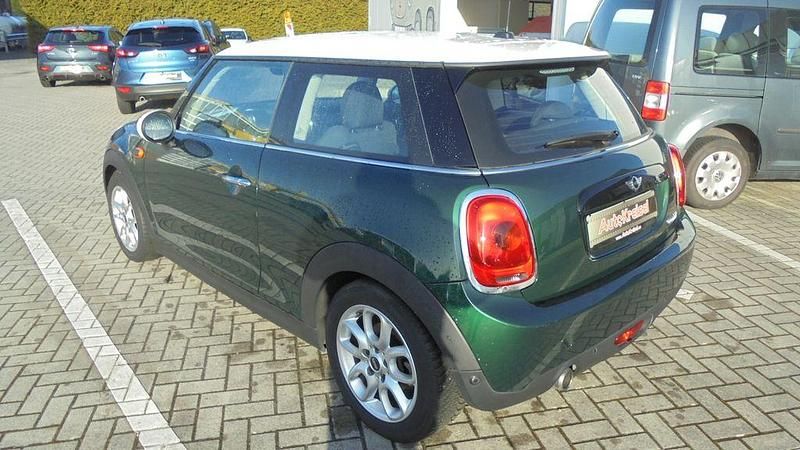 Gebraucht Mini Cooper 136 PS (100 kW) 2017 Grün Kleinwagen