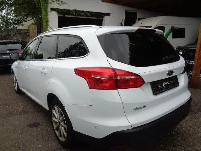 Brugt Ford Focus Titanium 120 HK (88 kW) 2017 Hvid Stationcar