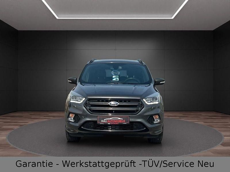 Gebraucht Ford Kuga ST-Line 150 PS (110 kW) 2017 Grau SUV
