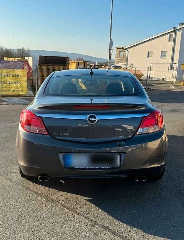 Gebraucht Opel Insignia Edition 220 PS (161 kW) 2009 Grau Limousine
