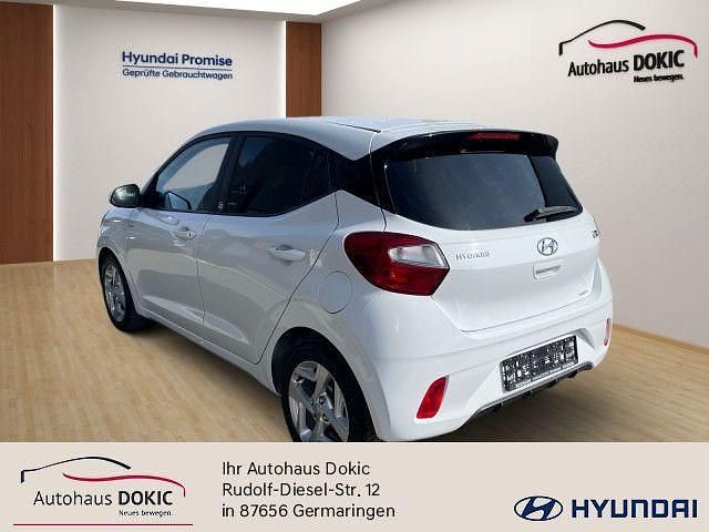 Gebraucht Hyundai i10 Edition 30 67 PS (49 kW) 2022 Weiß Kleinwagen