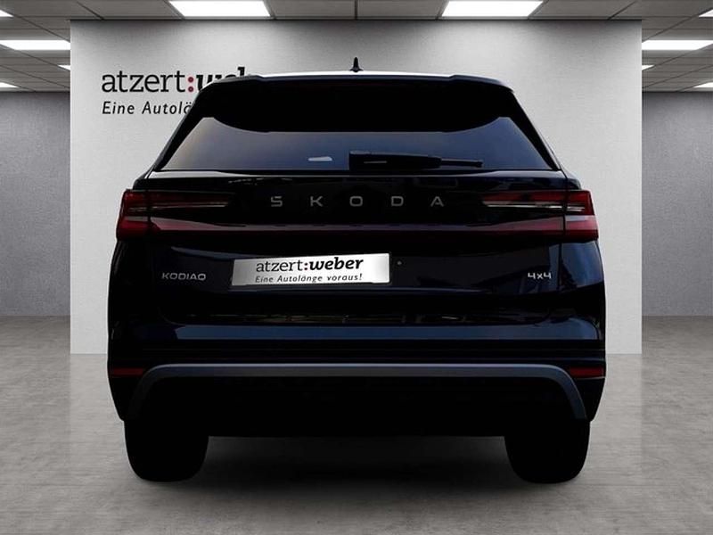 Neu Skoda Kodiaq Selection 193 PS (141 kW) 2025 Blackmagic perleffekt SUV