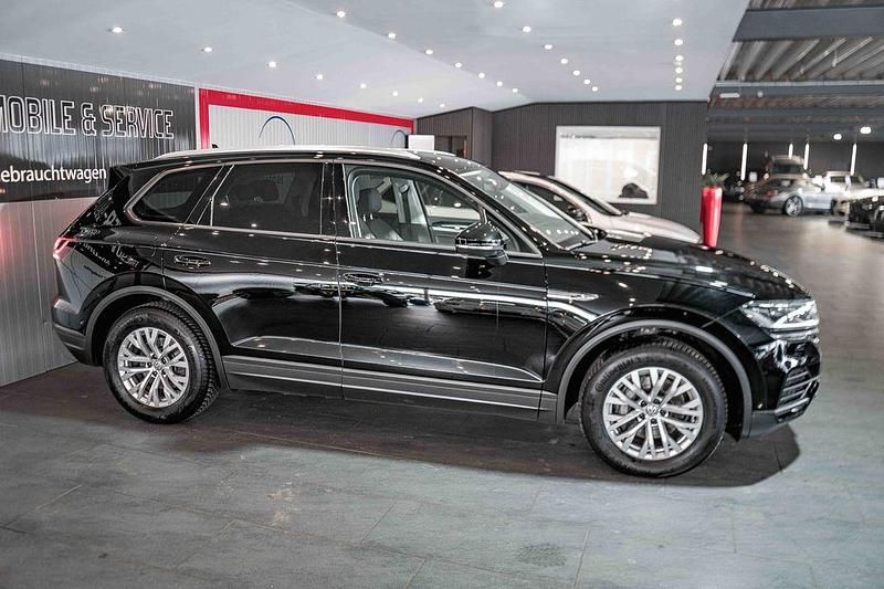 Gebraucht VW Touareg 231 PS (169 kW) 2019 Schwarz SUV