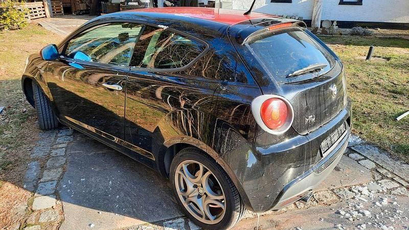 Gebraucht Alfa Romeo MiTo 105 PS (77 kW) 2013 Schwarz Kleinwagen