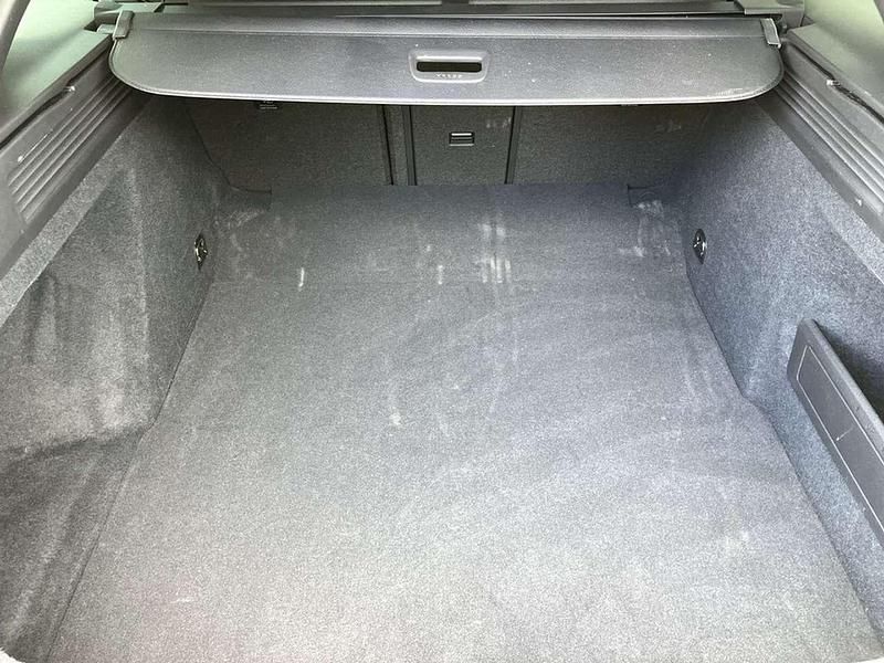 Gebraucht VW Arteon R-line 193 PS (141 kW) 2024 Mangangrau metallic Kombi