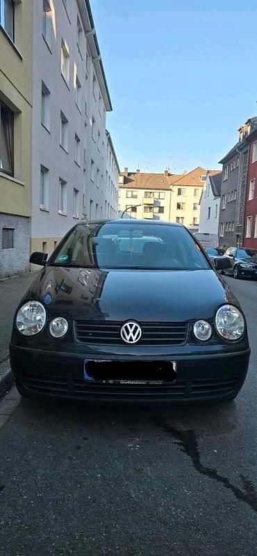 Gebraucht VW Polo 60 PS (44 kW) 2002 Schwarz Kleinwagen