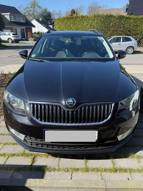 Gebraucht Skoda Octavia Ambition 150 PS (110 kW) 2016 Schwarz Kleinwagen