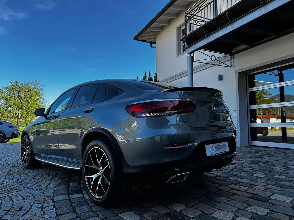 Gebraucht Mercedes GLC400d AMG 330 PS (242 kW) 2021 Grau SUV