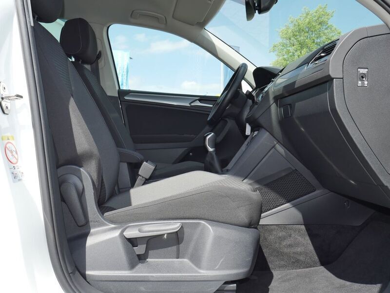 Gebraucht VW Tiguan Active 150 PS (110 kW) 2022 Weiß SUV