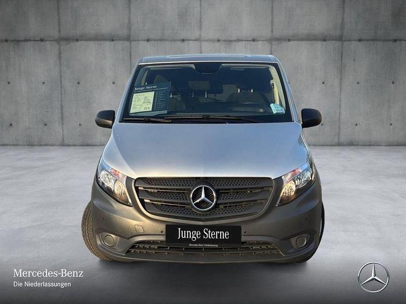 Gebraucht Mercedes Vito 136 PS (100 kW) 2021 Silber Van