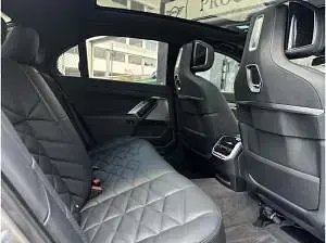 Gebraucht BMW 740 299 PS (219 kW) 2025 Grau (oxidgrau) Limousine