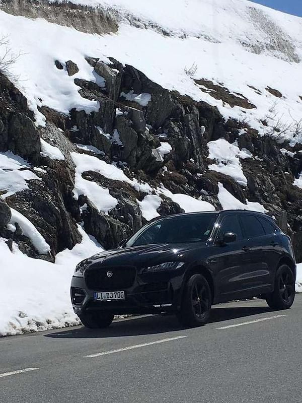 Gebraucht Jaguar F-Pace R-Sport 179 PS (131 kW) 2018 Schwarz SUV