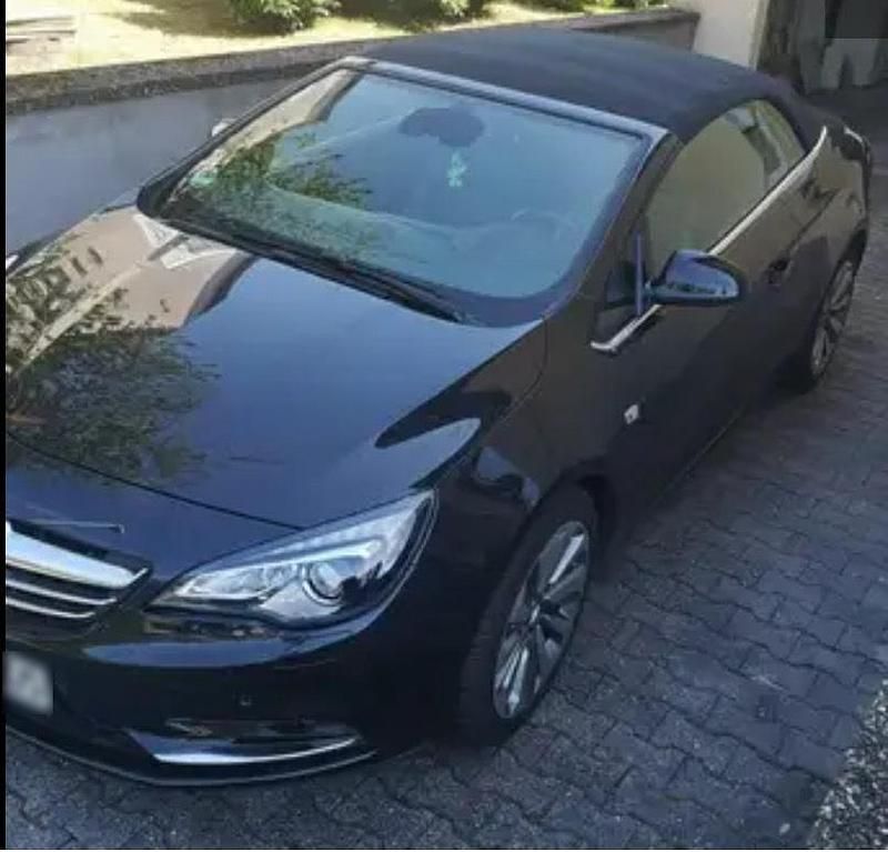 Gebraucht Opel Cascada Innovation 170 PS (125 kW) 2013 Schwarz Cabrio