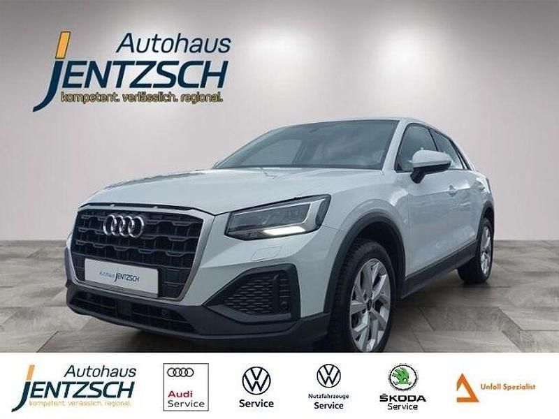 Gletscherweiß metallic Gebraucht 2022 Audi Q2 Advanced SUV | 24.990 € (Etwas zu teuer) - Bild 1/4