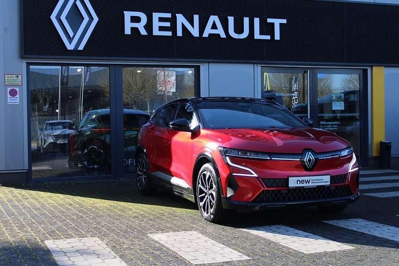 Gebraucht Renault Megane E-Tech Iconic 160 kW (218 PS) 2022 Rot nnp + schwarz gne Kleinwagen