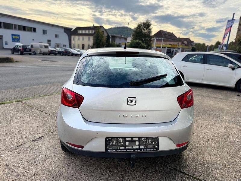 Gebraucht Seat Ibiza Style 90 PS (66 kW) 2011 Silber Limousine