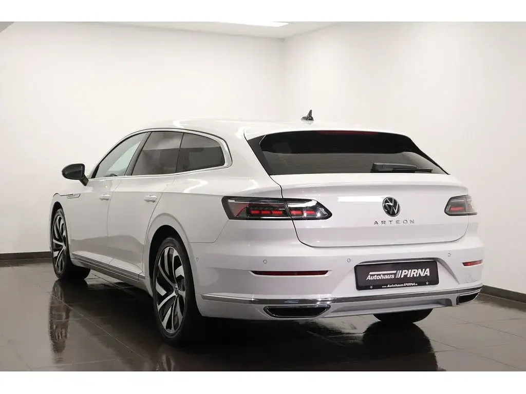 Gebraucht VW Arteon Elegance 190 PS (139 kW) 2023 Weiß Limousine