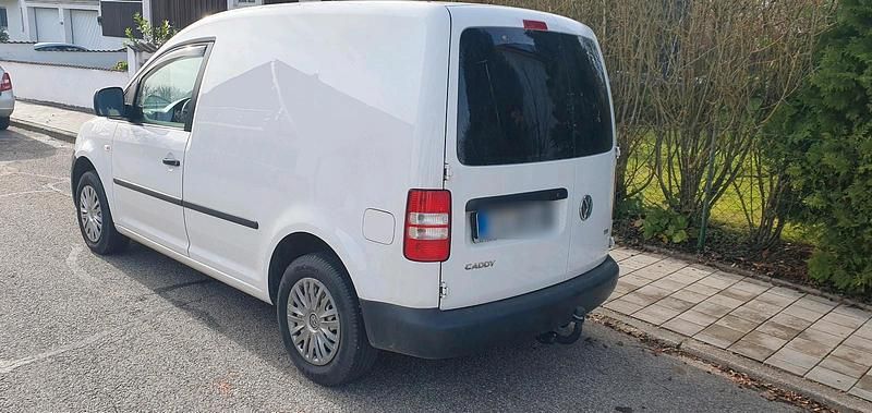 Gebraucht VW Caddy 102 PS (75 kW) 2013 Weiß Van / Kleinbus