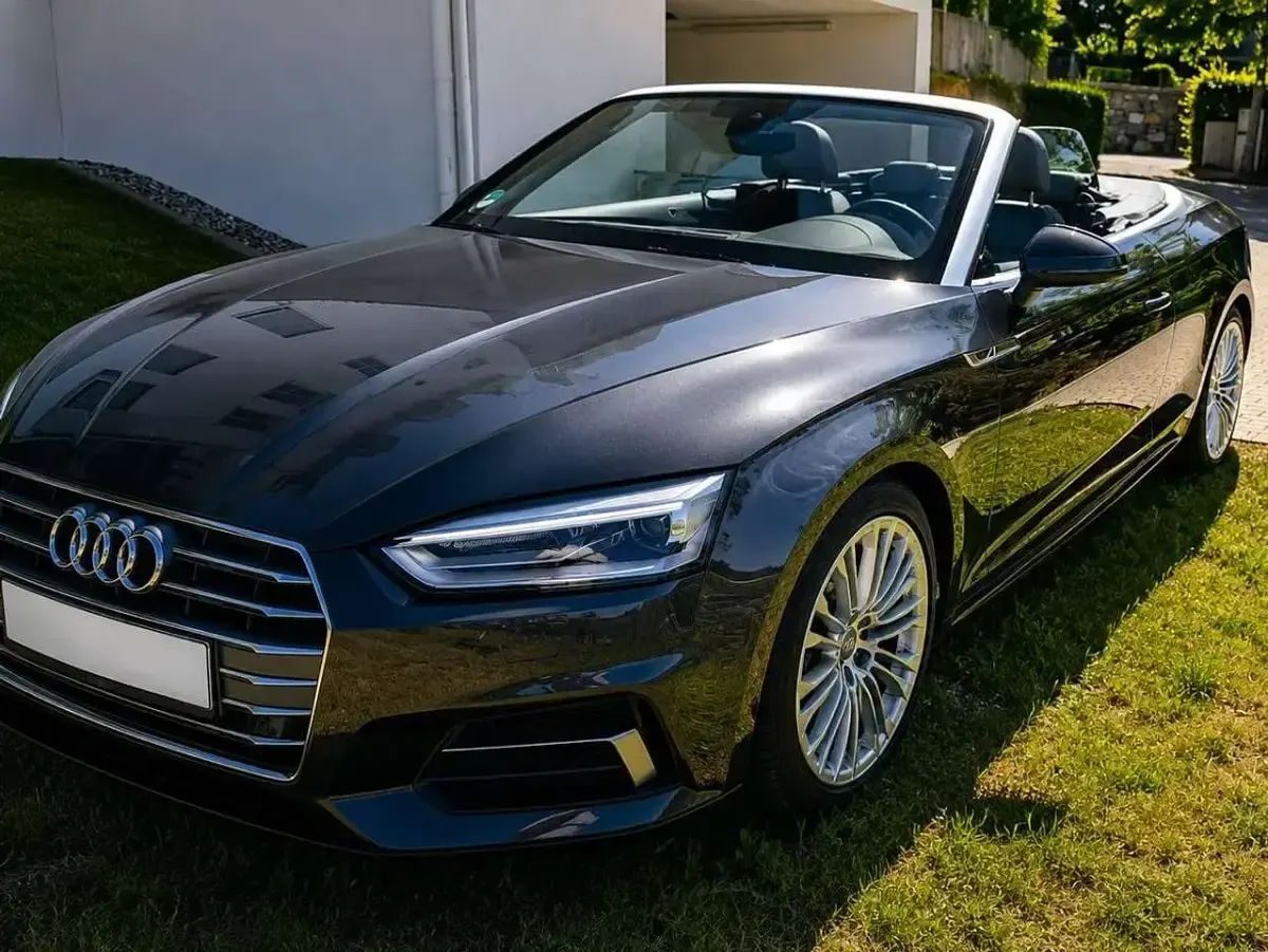 Gebraucht Audi A5 Cabriolet Sport 190 PS (139 kW) 2019 Grau Cabrio