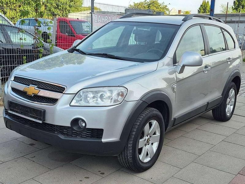 Gebraucht Chevrolet Captiva LS 136 PS (100 kW) 2009 Silber SUV