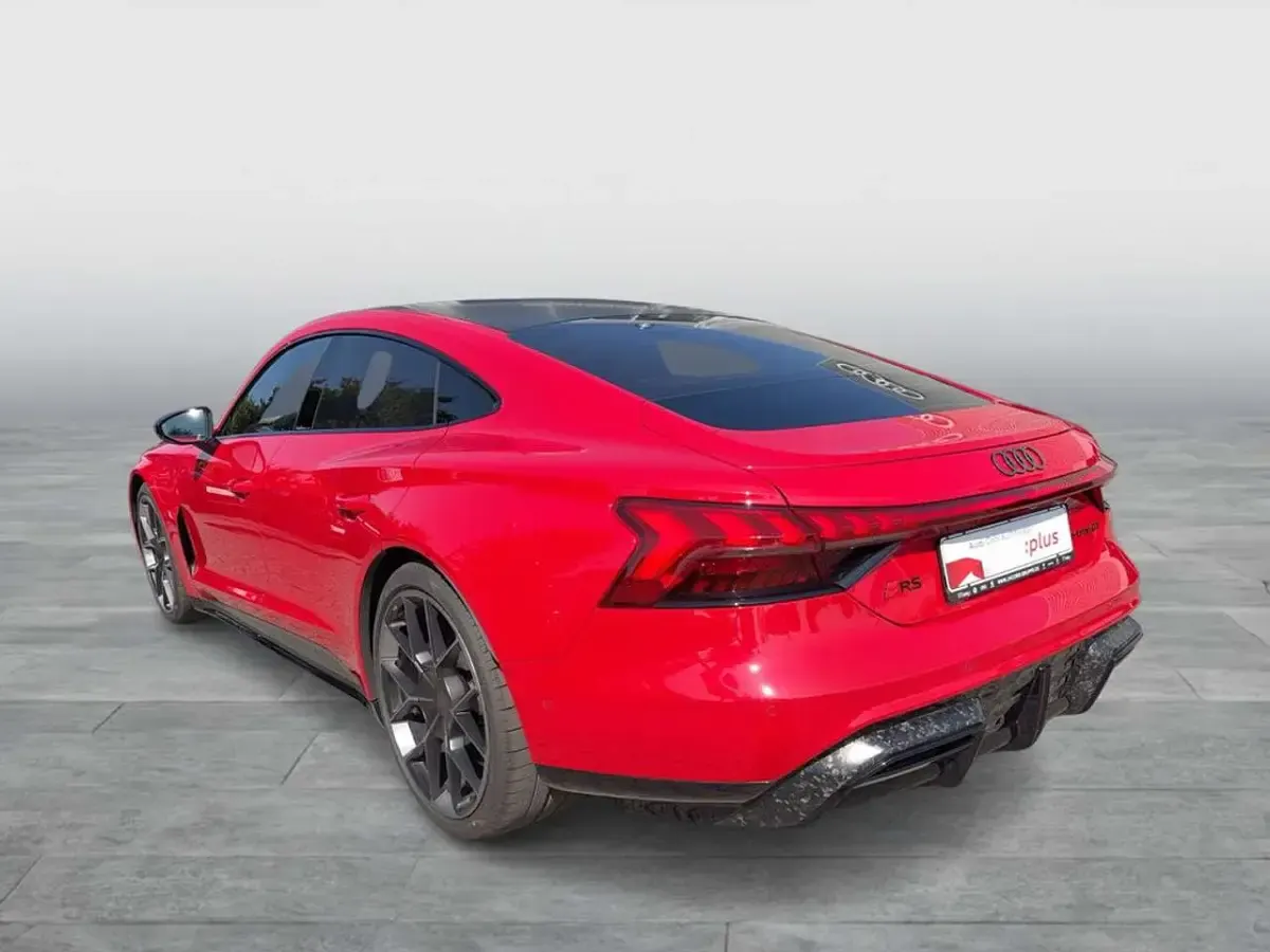 Gebraucht Audi RS e-tron GT Performance 620 kW (843 PS) 2024 Progressivrot metallic Limousine