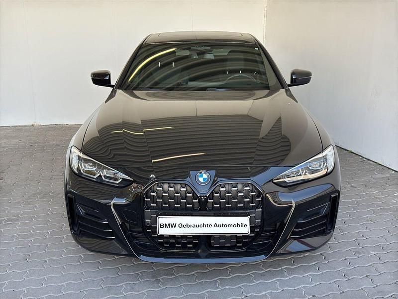 Schwarz Gebraucht 2024 BMW 430 M Sport Coupé | 55.340 € (Etwas zu teuer) - Bild 1/4