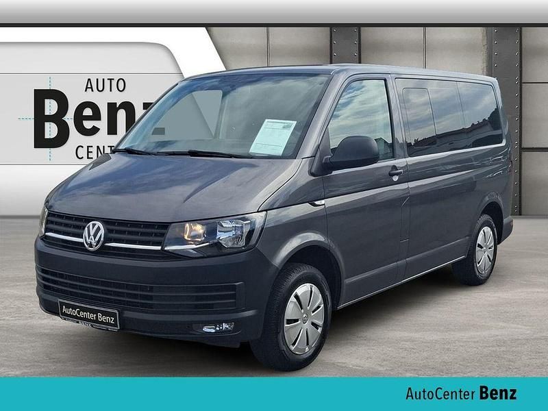 Grau Gebraucht 2020 VW Caravelle Van / Kleinbus | 38.250 € (Etwas zu teuer) - Bild 1/4