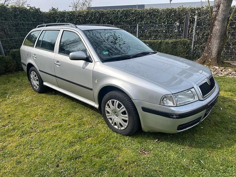 Gebraucht Skoda Octavia 101 PS (74 kW) 2005 Silber Kombi
