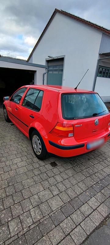 Gebraucht VW Golf IV 75 PS (55 kW) 1998 Rot Kleinwagen