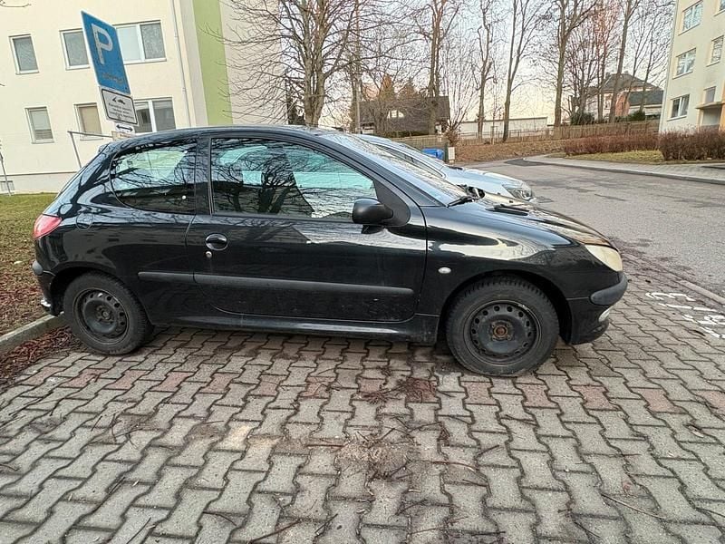 Gebraucht Peugeot 206 75 PS (55 kW) 2005 Schwarz Kleinwagen