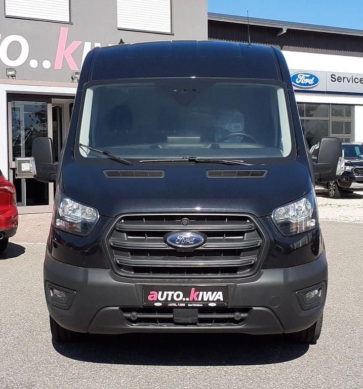 Neu Ford Transit 131 PS (96 kW) 2025 Schwarz Van / Kleinbus