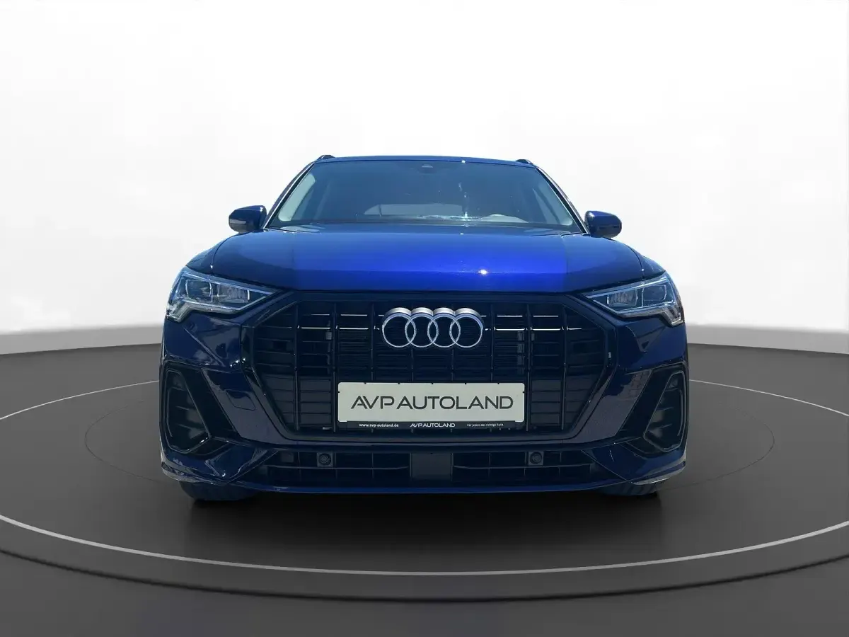 Gebraucht Audi Q3 S-Line 245 PS (180 kW) 2023 Navarrablau SUV