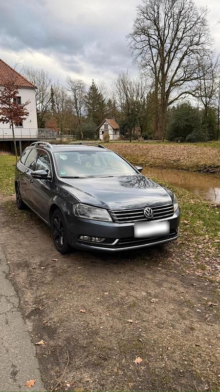 Gebraucht VW Passat Highline 105 PS (77 kW) 2011 Grau Kombi