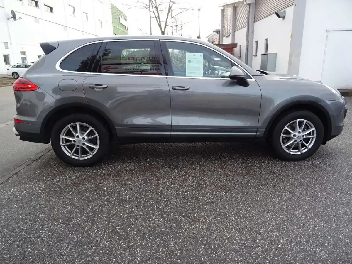 Gebraucht Porsche Cayenne 262 PS (192 kW) 2014 Schwarz SUV
