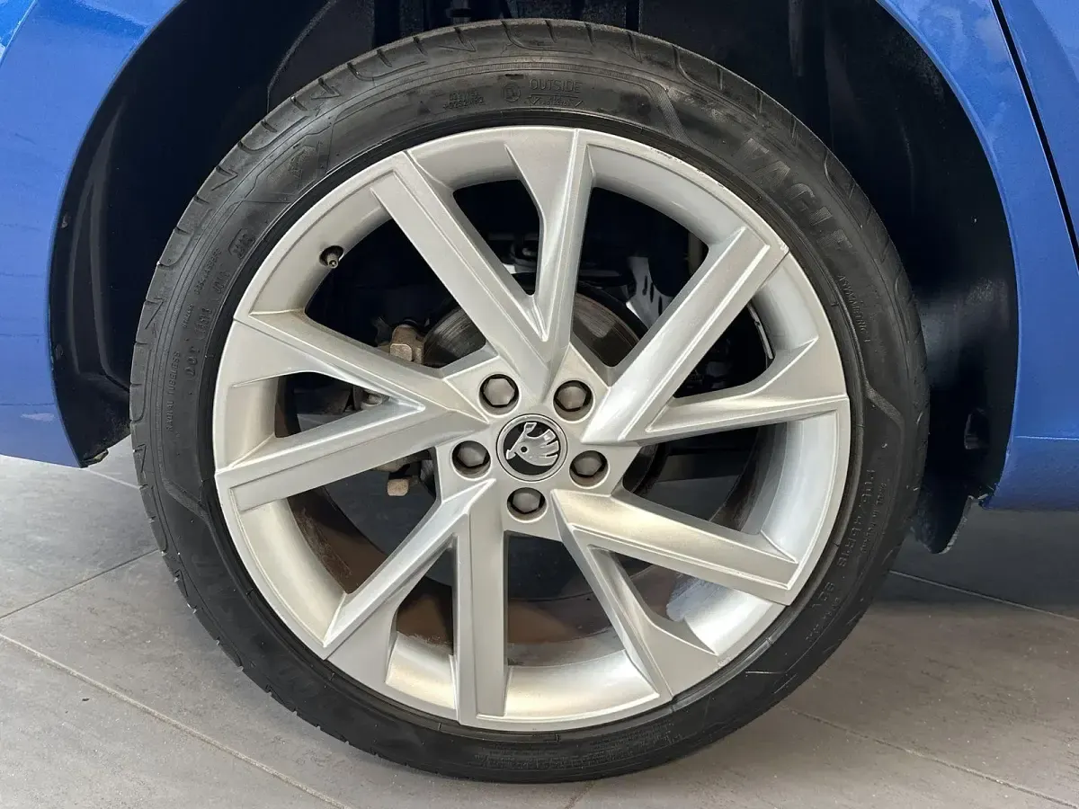 Gebraucht Skoda Scala Style 150 PS (110 kW) 2023 Blau Kleinwagen