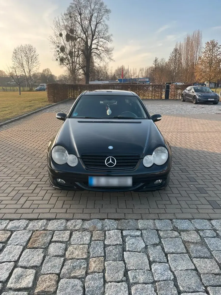 Gebraucht Mercedes C200 2004 Schwarz Coupé