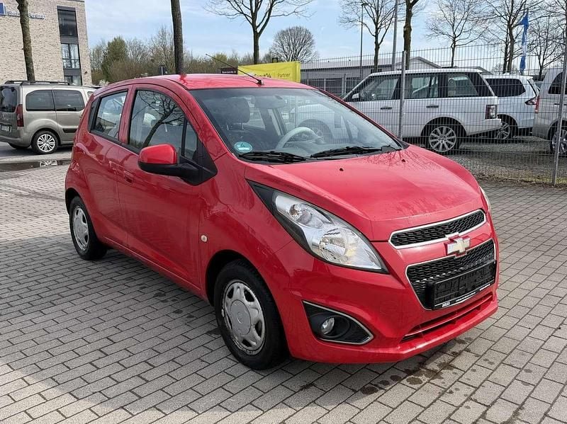 Second-hand Chevrolet Spark LT 68 CP (50 kW) 2013 Roșu Hatchback