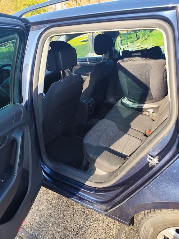 Gebraucht VW Passat Comfortline 140 PS (102 kW) 2011 Blau Kombi