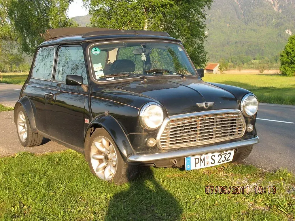 Gebraucht Mini 1300 63 PS (46 kW) 1998 Schwarz Kleinwagen