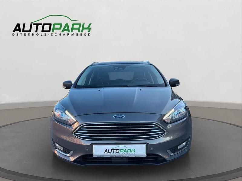 Używany Ford Focus Titanium 120 KM (88 kW) 2015 Brązowy Kombi